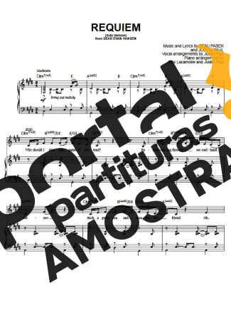 Movie Soundtracks (Temas de Filmes) Requiem partitura para Piano